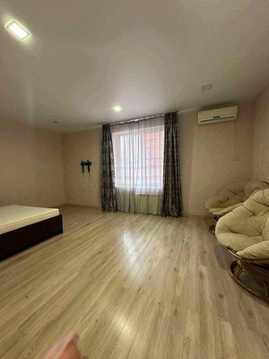 Сдам однокомнатную (1-комн.) квартиру, Черниговская ул, 14, Краснодар г