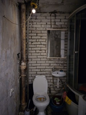 Продам комнату в 5-комн. квартире, Сиреневый б-р, 9, Санкт-Петербург г