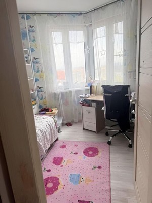 Продам многокомнатную квартиру, Лавриненко ул, 11к2, Москва г