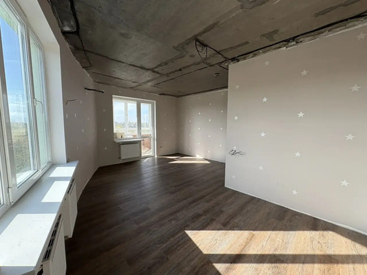 Продам многокомнатную квартиру, им. Валерия Гассия ул, 4/7к1, Краснодар г