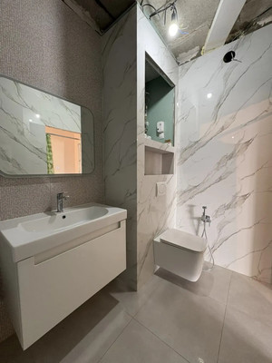 Продам многокомнатную квартиру, им. Валерия Гассия ул, 4/7к1, Краснодар г