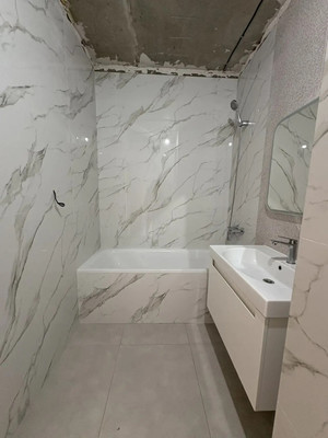 Продам многокомнатную квартиру, им. Валерия Гассия ул, 4/7к1, Краснодар г