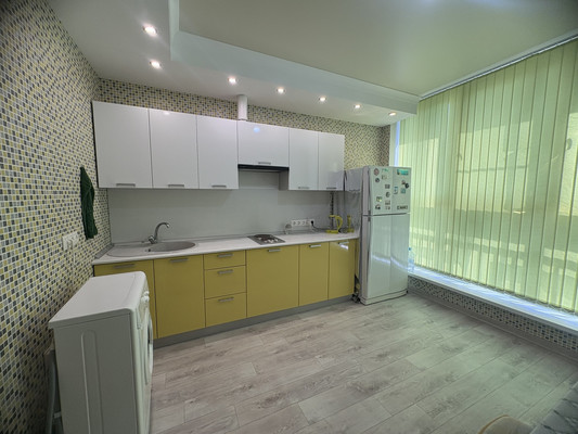 Продам двухкомнатную (2-комн.) квартиру, Декоративная ул, 1/5к2, Березовый п