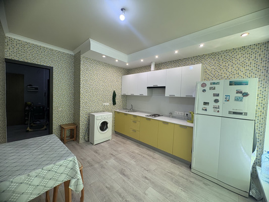 Продам двухкомнатную (2-комн.) квартиру, Декоративная ул, 1/5к2, Березовый п