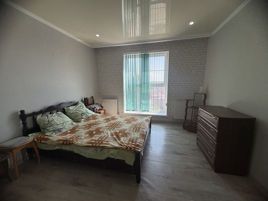 Продам двухкомнатную (2-комн.) квартиру, Декоративная ул, 1/5к2, Березовый п