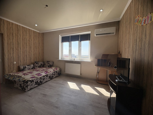 Продам двухкомнатную (2-комн.) квартиру, Декоративная ул, 1/5к2, Березовый п