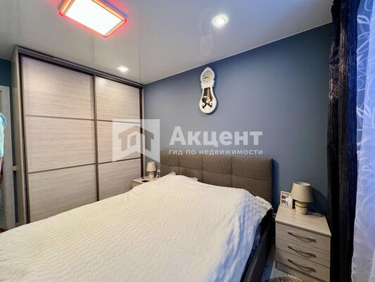 Продам двухкомнатную (2-комн.) квартиру, Новая Ильинка мкр, 33, Иваново г