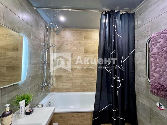 Продам двухкомнатную (2-комн.) квартиру, Новая Ильинка мкр, 33, Иваново г