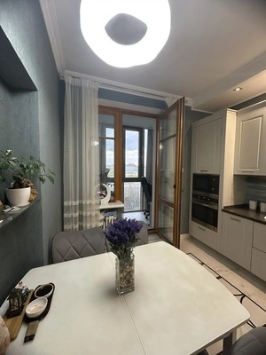 Продам двухкомнатную (2-комн.) квартиру, Измайловский проезд, 10к4, Москва г