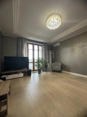 Продам двухкомнатную (2-комн.) квартиру, Измайловский проезд, 10к4, Москва г