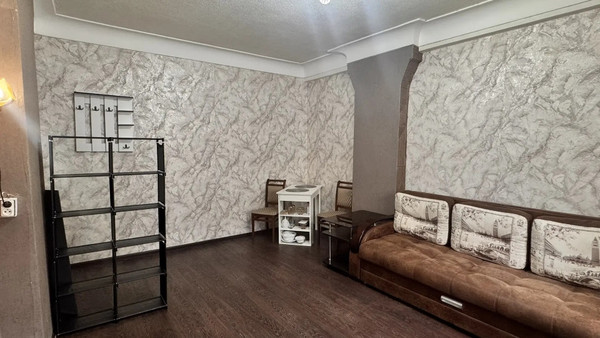 Продам комнату в 3-комн. квартире, Кирова пр-кт, 27, Нижний Новгород г