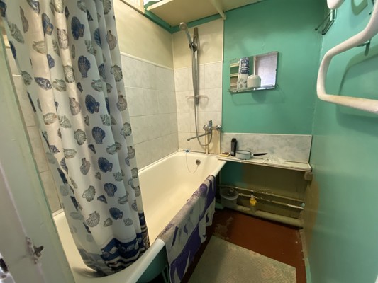 Продам однокомнатную (1-комн.) квартиру, Мира ул, 70кА, Нижневартовск г