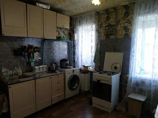 Продам двухкомнатную (2-комн.) квартиру, Луговая ул, 2, Ишим г