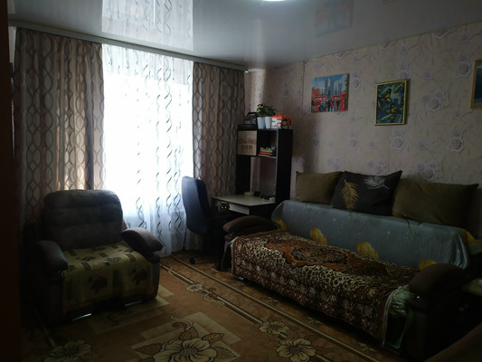 Продам двухкомнатную (2-комн.) квартиру, Луговая ул, 2, Ишим г