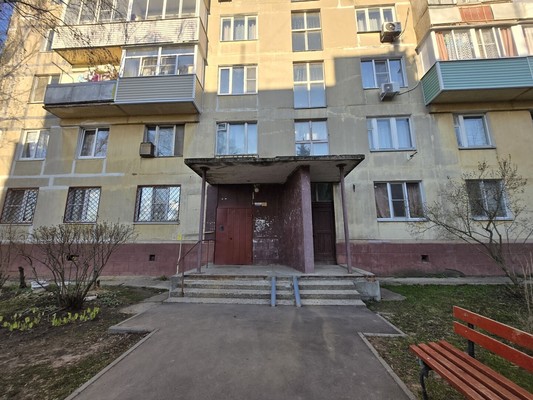 Продам однокомнатную (1-комн.) квартиру, Центральная ул, 8, Кокино д