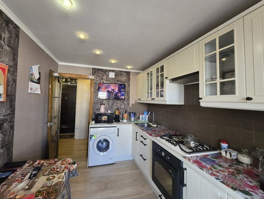 Продам однокомнатную (1-комн.) квартиру, Центральная ул, 8, Кокино д