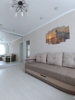 Продам двухкомнатную (2-комн.) квартиру, Сергея Семенова ул, 4, Барнаул г