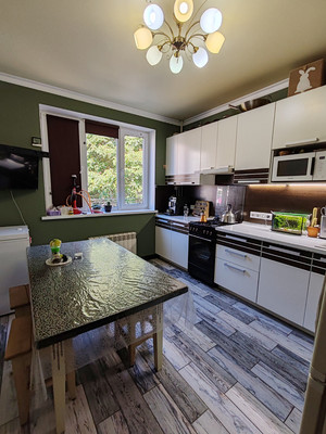 Продам двухкомнатную (2-комн.) квартиру, Маршала Жукова ул, 17/8, Туапсе г