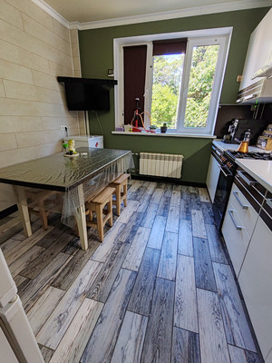 Продам двухкомнатную (2-комн.) квартиру, Маршала Жукова ул, 17/8, Туапсе г