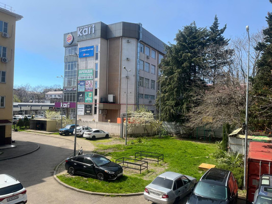 Продам двухкомнатную (2-комн.) квартиру, Маршала Жукова ул, 17/8, Туапсе г