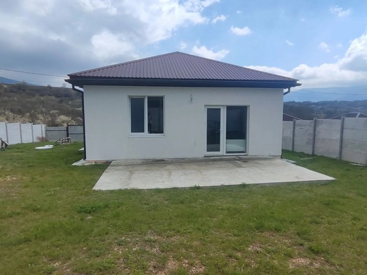 Продам дом, Стадионная ул, 30, Перевальное с, 0 км от города