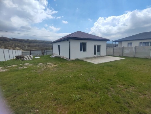 Продам дом, Стадионная ул, 30, Перевальное с, 0 км от города