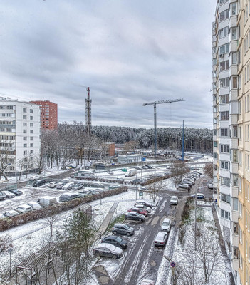 Продам многокомнатную квартиру, В мкр, 52, Троицк г