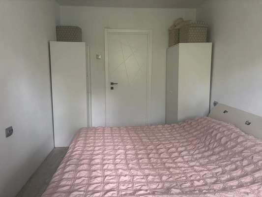 Продам трехкомнатную (3-комн.) квартиру, им. Матэ Залки ул, 17, Симферополь г