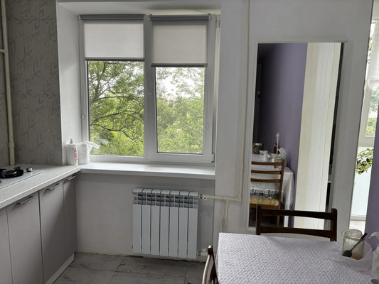 Продам трехкомнатную (3-комн.) квартиру, им. Матэ Залки ул, 17, Симферополь г