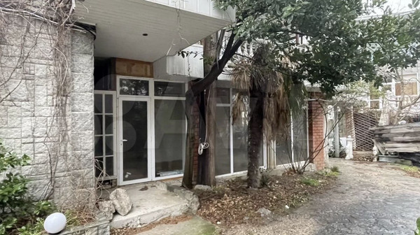 Продам трехкомнатную (3-комн.) квартиру, Голубая ул, -, Симеиз пгт