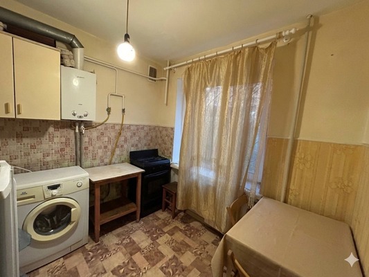 Продам однокомнатную (1-комн.) квартиру, Киевская ул, 116, Симферополь г