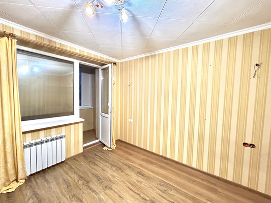 Продам однокомнатную (1-комн.) квартиру, им. Матэ Залки ул, 5а, Симферополь г