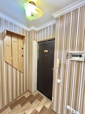 Продам однокомнатную (1-комн.) квартиру, им. Матэ Залки ул, 5а, Симферополь г