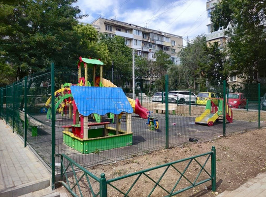 Продам однокомнатную (1-комн.) квартиру, им. Матэ Залки ул, 5а, Симферополь г