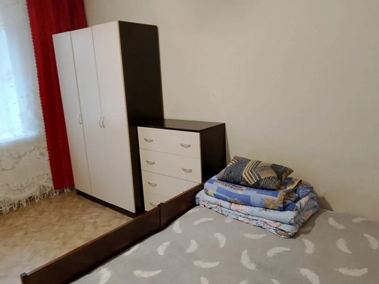 Продам однокомнатную (1-комн.) квартиру, Аделя Кутуя ул, 54, Казань г