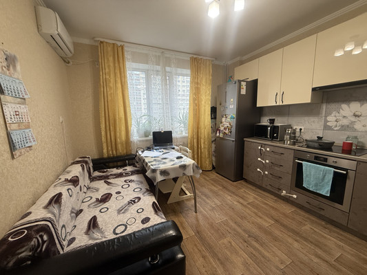 Продам однокомнатную (1-комн.) квартиру, Магнитогорская ул, 1, Ростов-на-Дону г