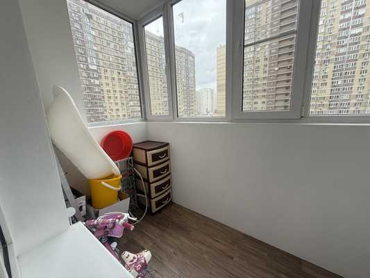 Продам однокомнатную (1-комн.) квартиру, Магнитогорская ул, 1, Ростов-на-Дону г