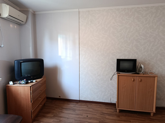Продам многокомнатную квартиру, Калинина пер, 9, Алупка г