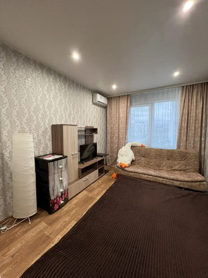 Продам однокомнатную (1-комн.) квартиру, Никанорова ул, 4кв, Симферополь г