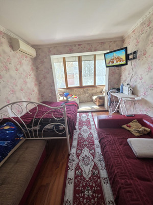 Продам двухкомнатную (2-комн.) квартиру, Героев Сталинграда ул, 29, Симферополь г