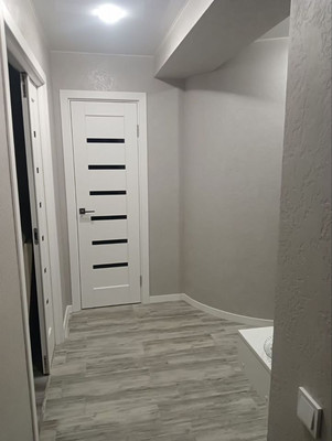 Продам двухкомнатную (2-комн.) квартиру, Октябрьской Революции ул, 8к1, Николаевка пгт