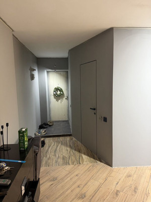 Продам трехкомнатную (3-комн.) квартиру, Советская ул, 94, Чистенькое с