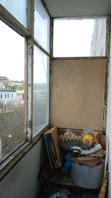 Продам трехкомнатную (3-комн.) квартиру, Совхозная ул, 21, Симферополь г