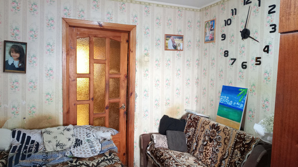 Продам трехкомнатную (3-комн.) квартиру, Совхозная ул, 21, Симферополь г