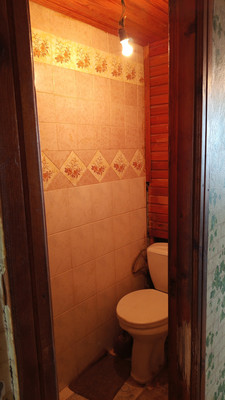 Продам трехкомнатную (3-комн.) квартиру, Совхозная ул, 21, Симферополь г