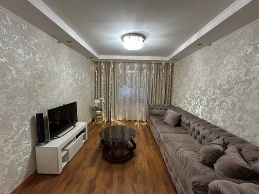 Продам многокомнатную квартиру, Киевская ул, 114, Симферополь г