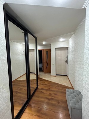 Продам многокомнатную квартиру, Киевская ул, 114, Симферополь г