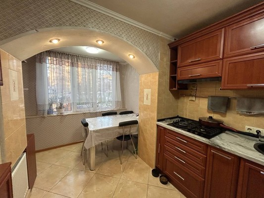 Продам многокомнатную квартиру, Киевская ул, 114, Симферополь г