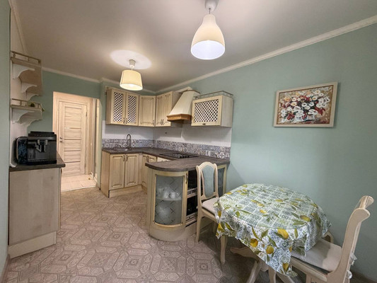 Продам однокомнатную (1-комн.) квартиру, Ямашева пр-кт, 69, Казань г