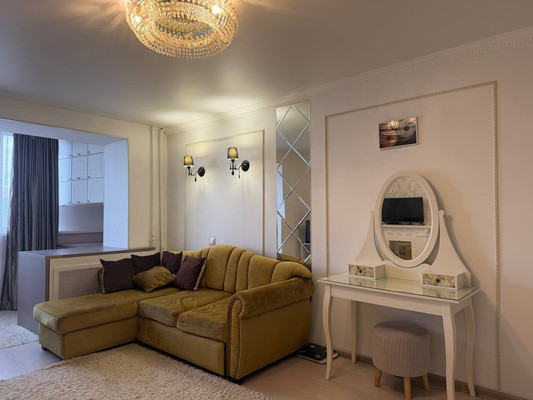 Продам однокомнатную (1-комн.) квартиру, Ямашева пр-кт, 69, Казань г